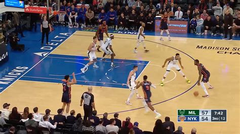 bucks vs|Milwaukee Bucks vs New York Knicks Nov 30, 2022 Game .